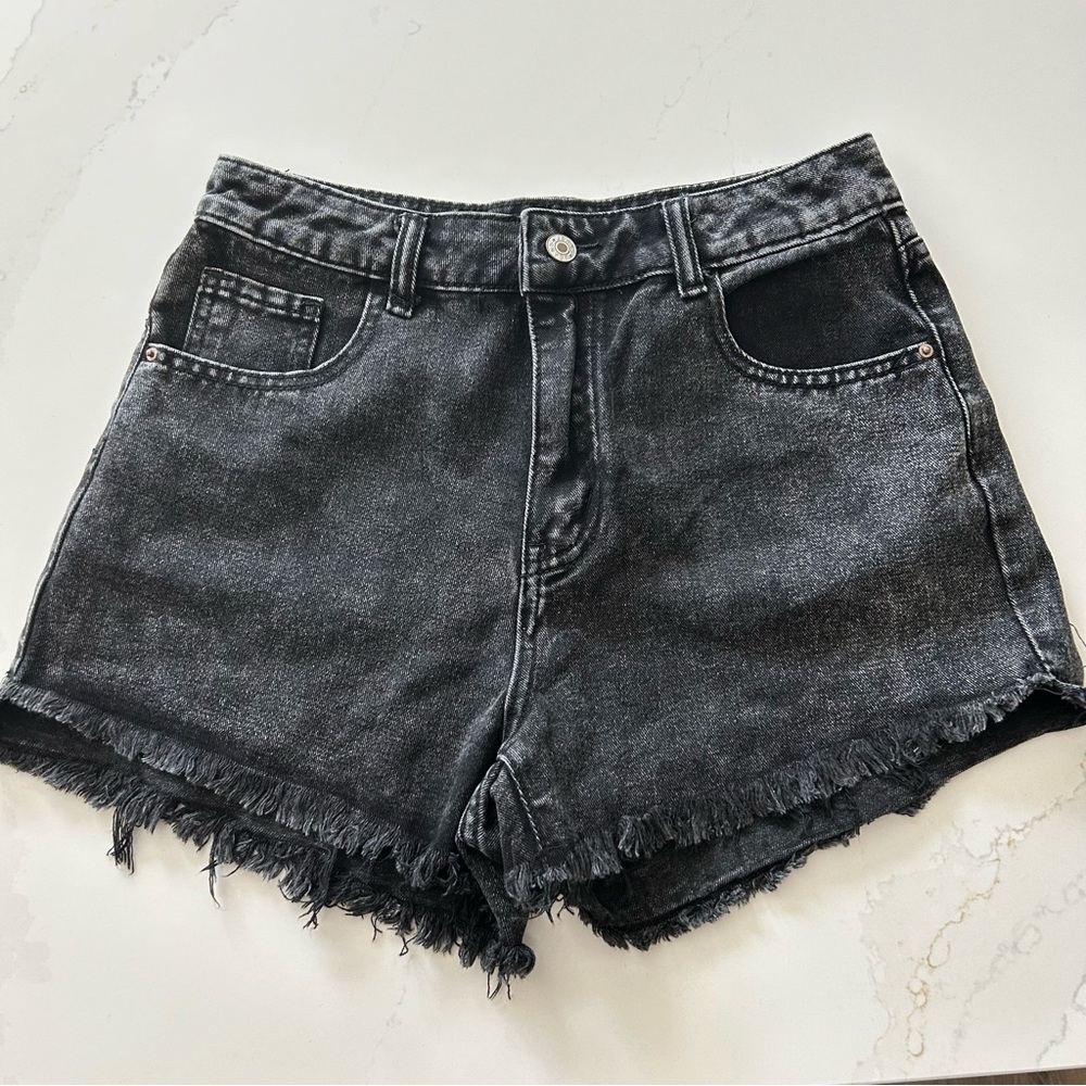 New black jeans shorts by SHEIN.